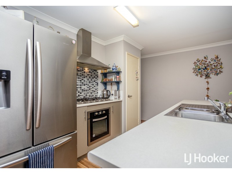 4 Podger Way, Brookdale WA 6112