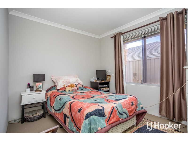 4 Podger Way, Brookdale WA 6112