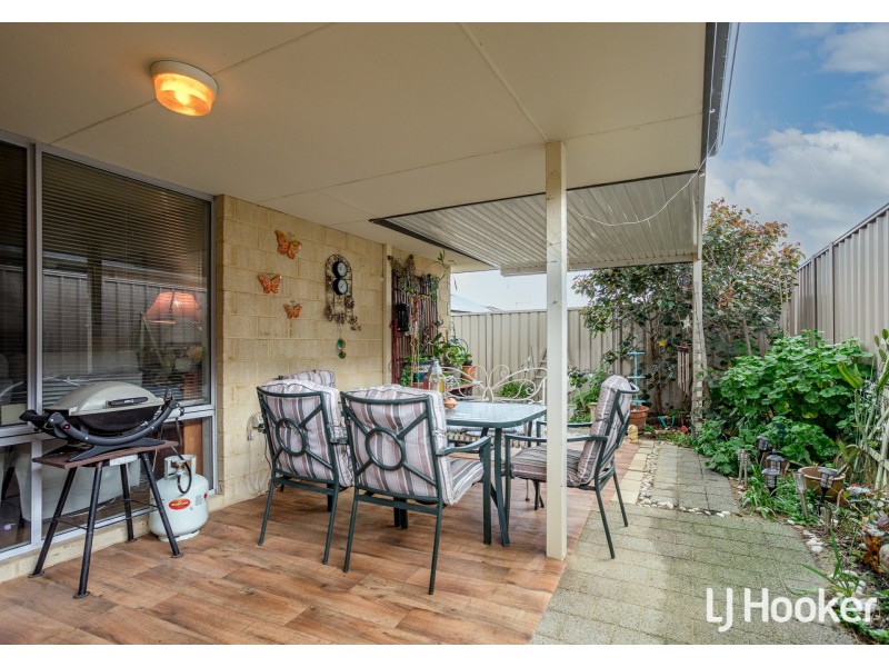 4 Podger Way, Brookdale WA 6112