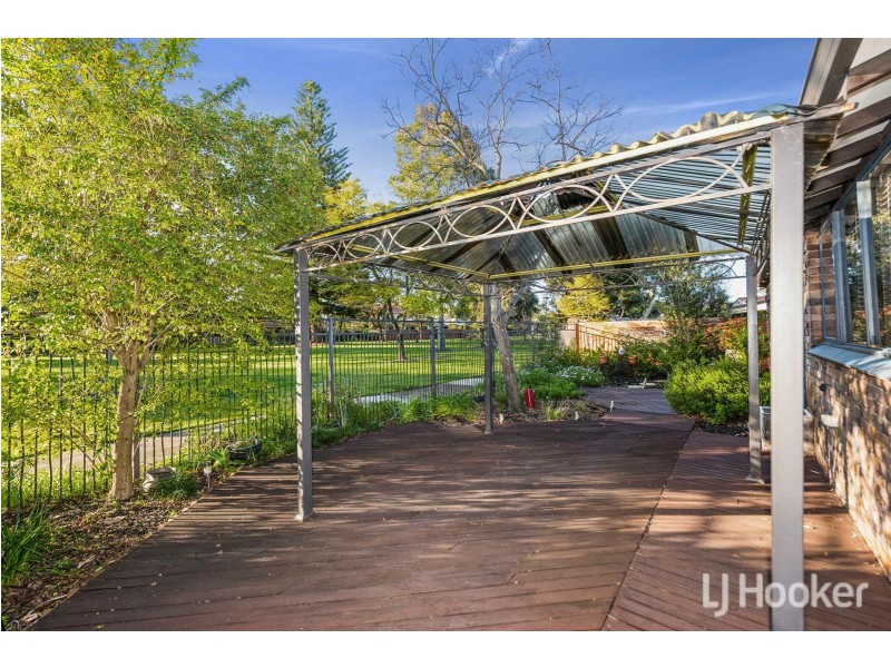 19 Princeton Court, Thornlie WA 6108