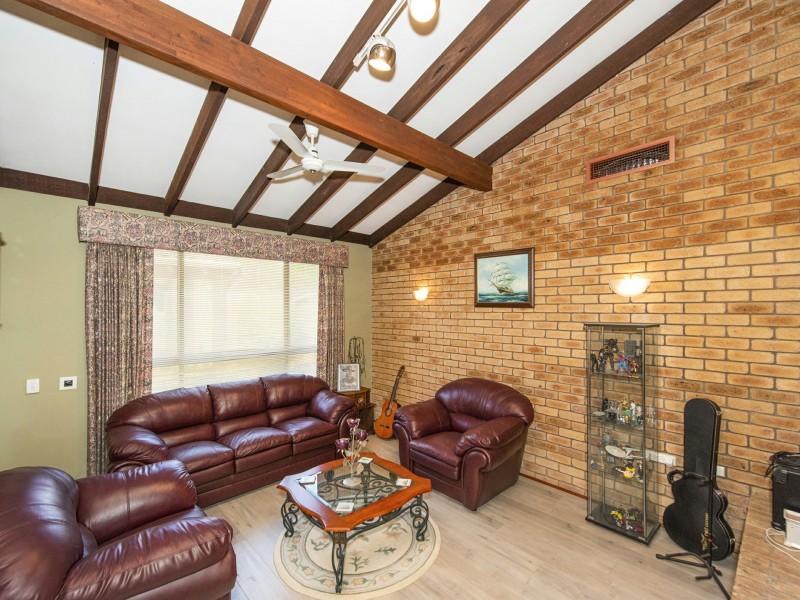 133 Regency Drive, Thornlie WA 6108