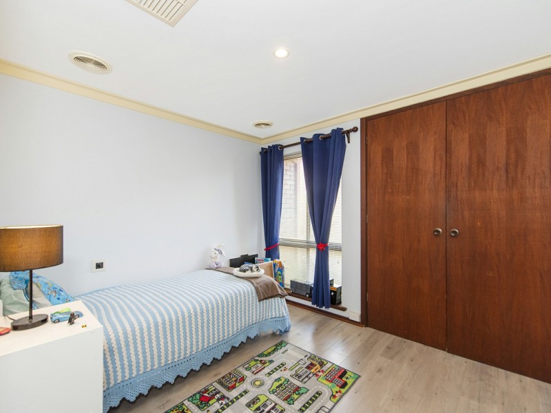 133 Regency Drive, Thornlie WA 6108