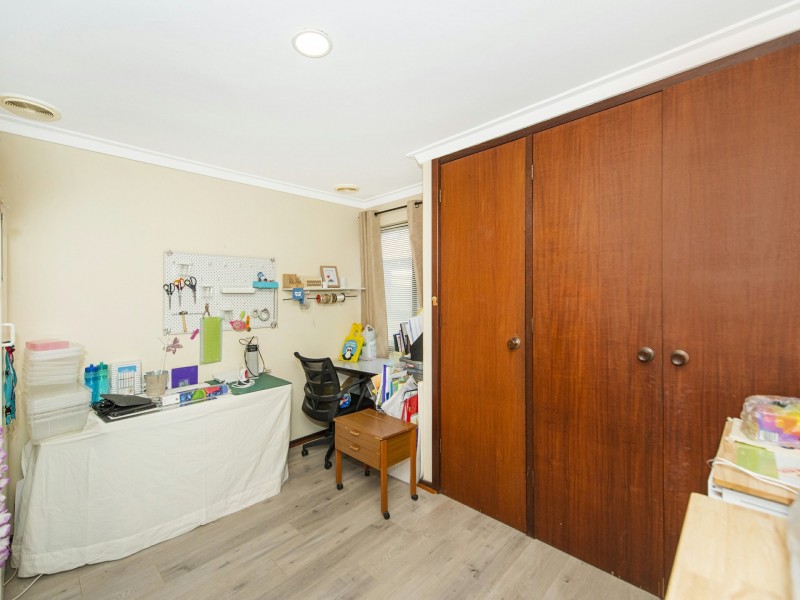 133 Regency Drive, Thornlie WA 6108