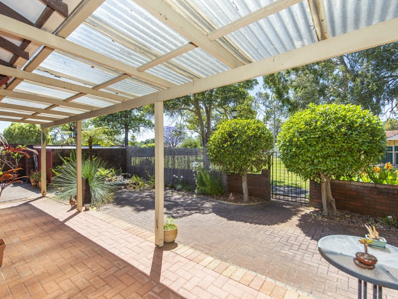 133 Regency Drive, Thornlie WA 6108