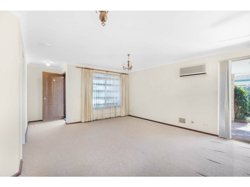 21/12 Attfield Street, Maddington WA 6109