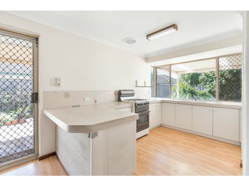 21/12 Attfield Street, Maddington WA 6109