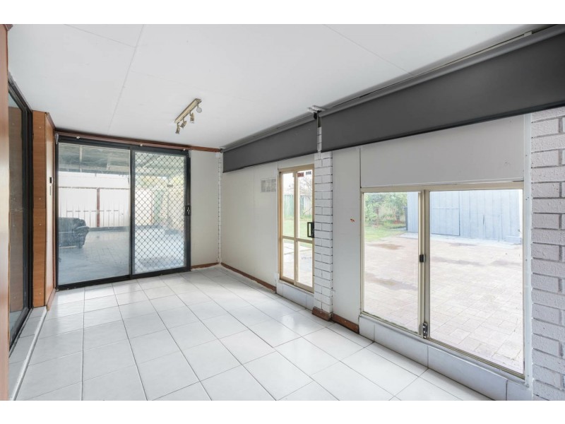 17 Stennett Street, Gosnells WA 6110
