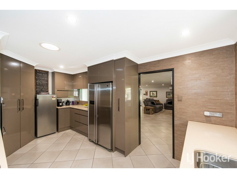 12 Leschenaultia Street, Roleystone WA 6111