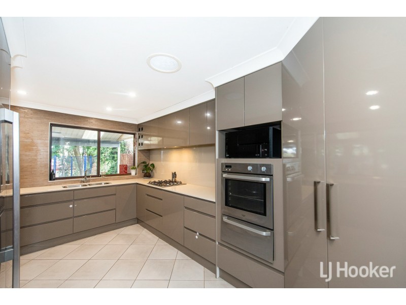 12 Leschenaultia Street, Roleystone WA 6111