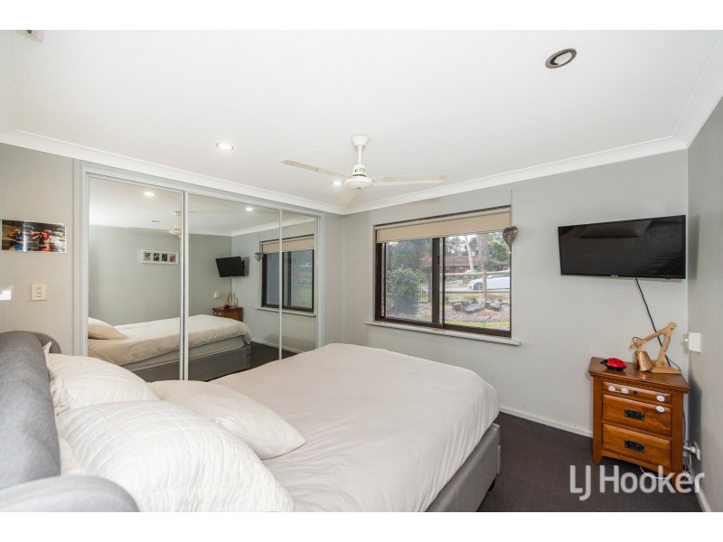 12 Leschenaultia Street, Roleystone WA 6111