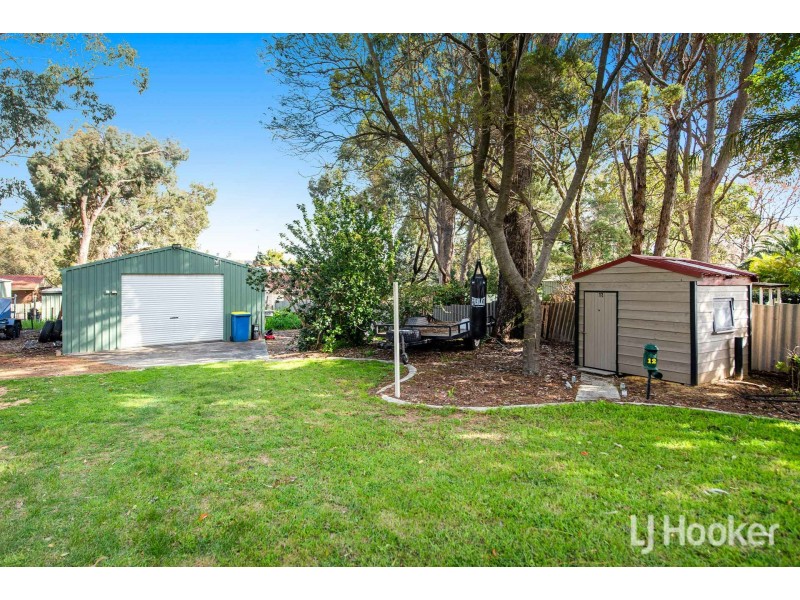 12 Leschenaultia Street, Roleystone WA 6111