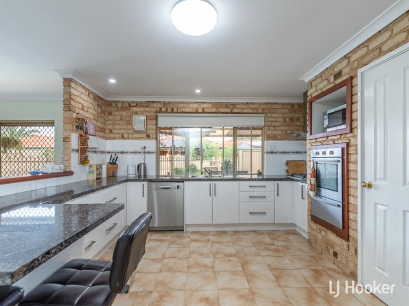 14B Honeyeater Glade, Huntingdale WA 6110