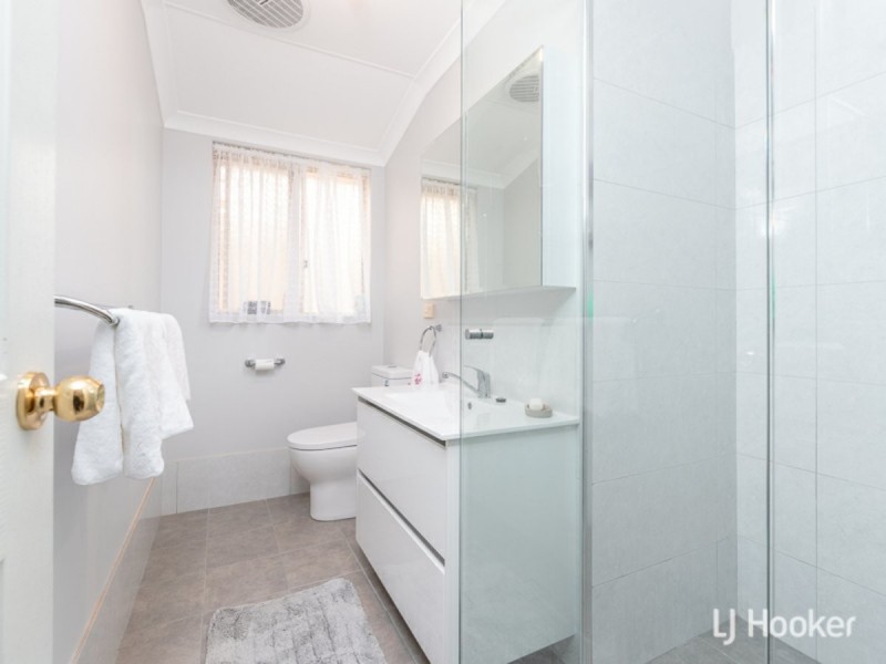 14B Honeyeater Glade, Huntingdale WA 6110