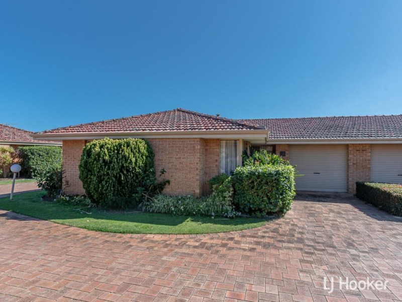 16/4 Heron Place, Maddington WA 6109
