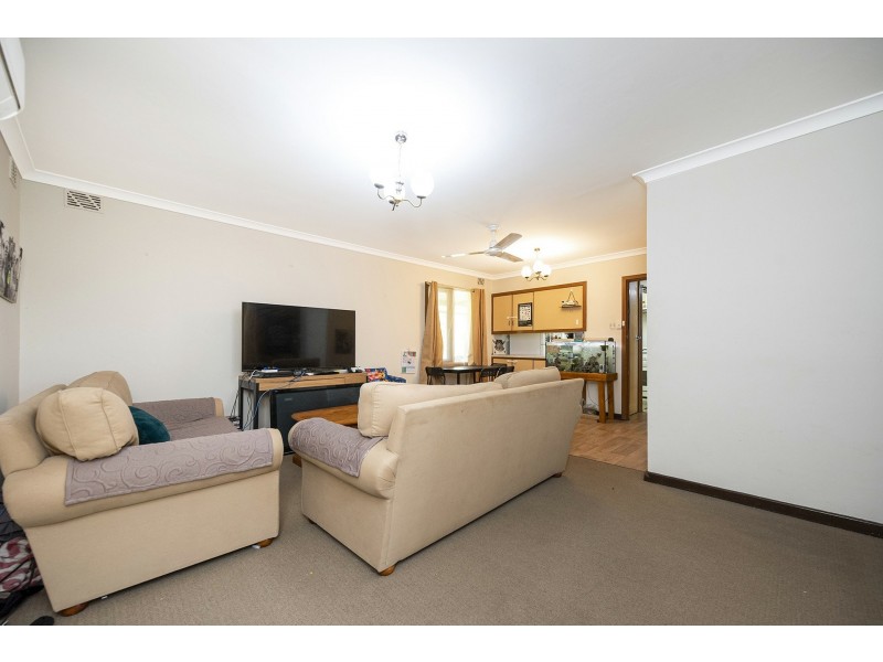 30 Woodley Way, Parmelia WA 6167