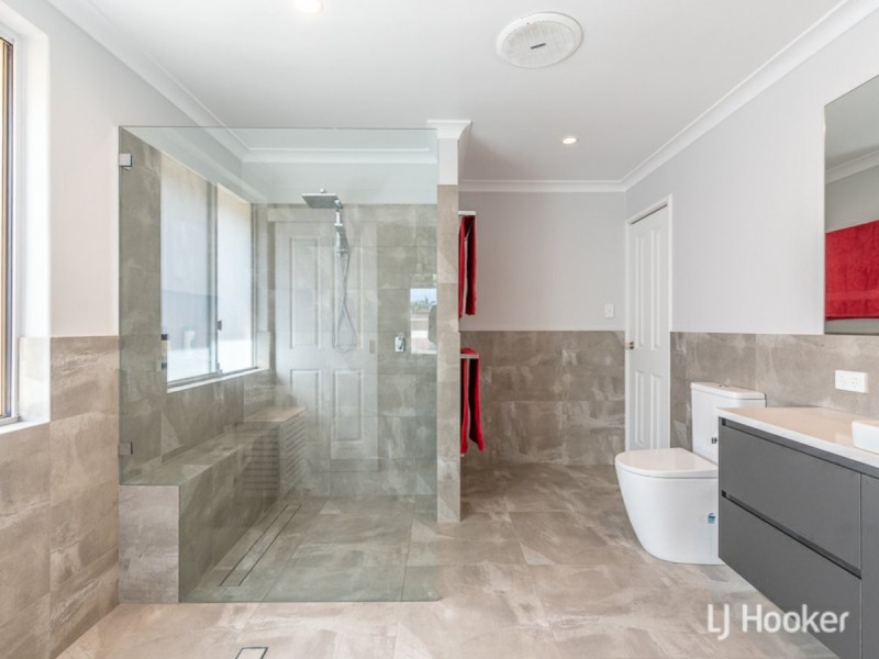 4 Glen Court, Thornlie WA 6108