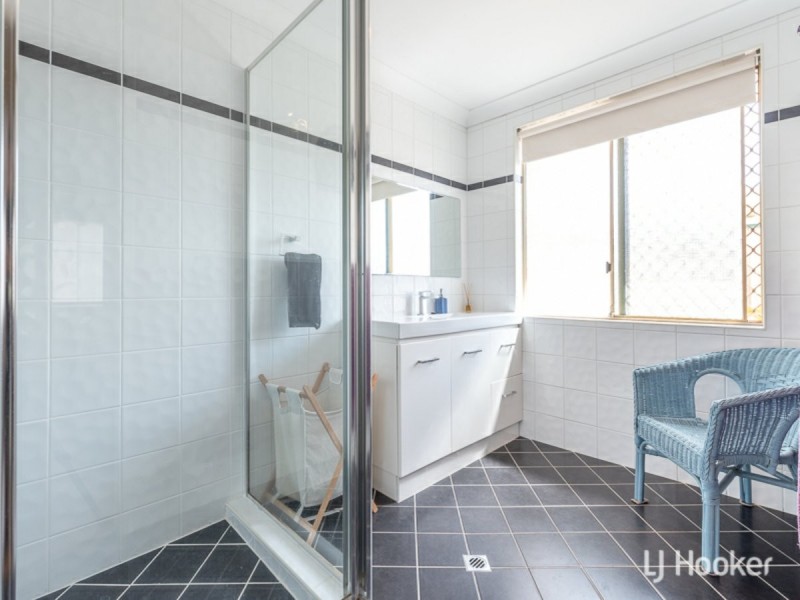 4 Glen Court, Thornlie WA 6108