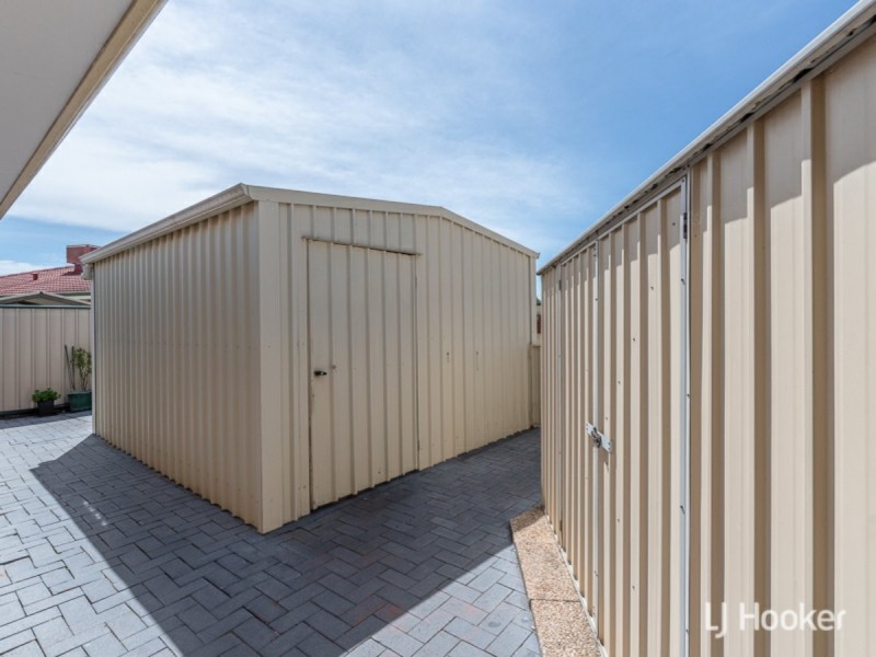 4 Glen Court, Thornlie WA 6108