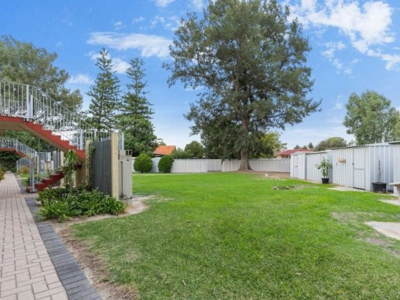 8/51 Meyrick Way, Langford WA 6147