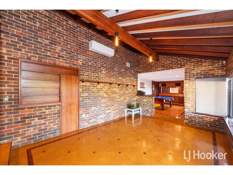 22 Crest Court, Thornlie WA 6108