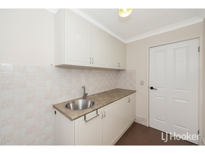 22 Crest Court, Thornlie WA 6108