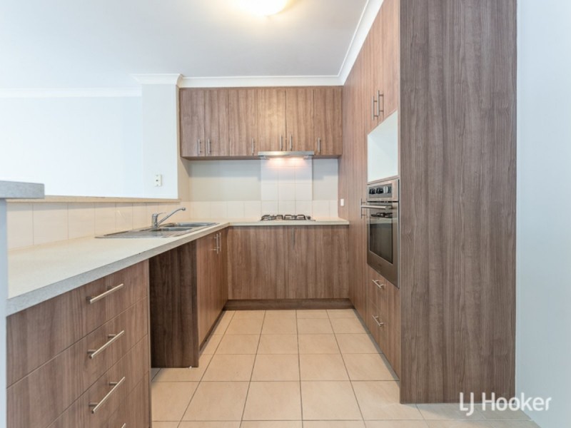 45/191 Railway Avenue, Kelmscott WA 6111