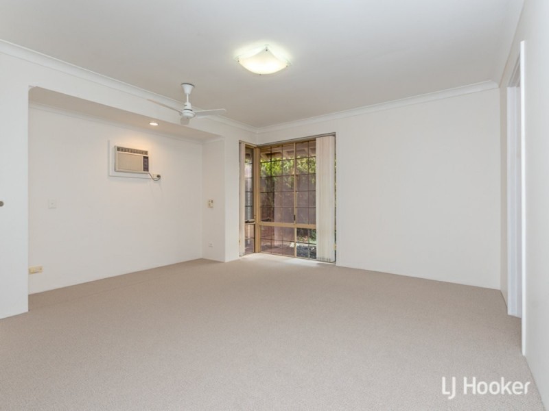 52 Regal Drive, Thornlie WA 6108