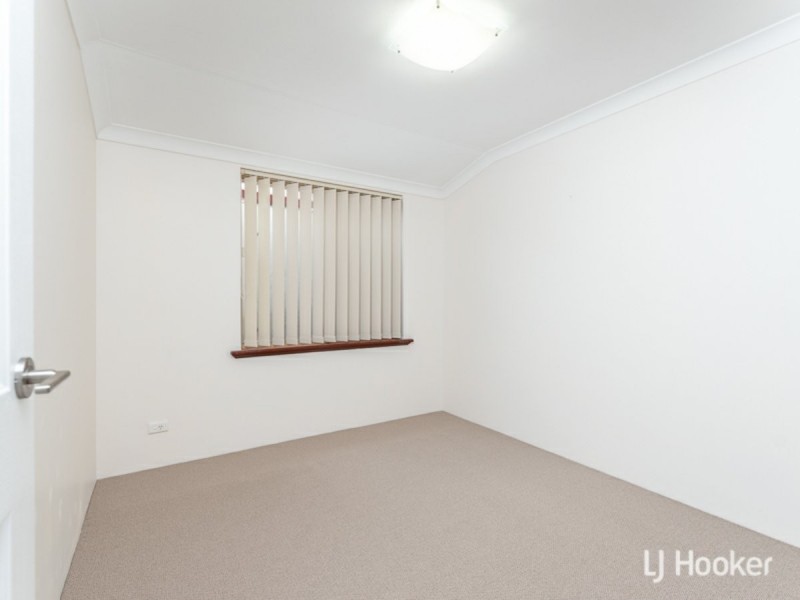 52 Regal Drive, Thornlie WA 6108