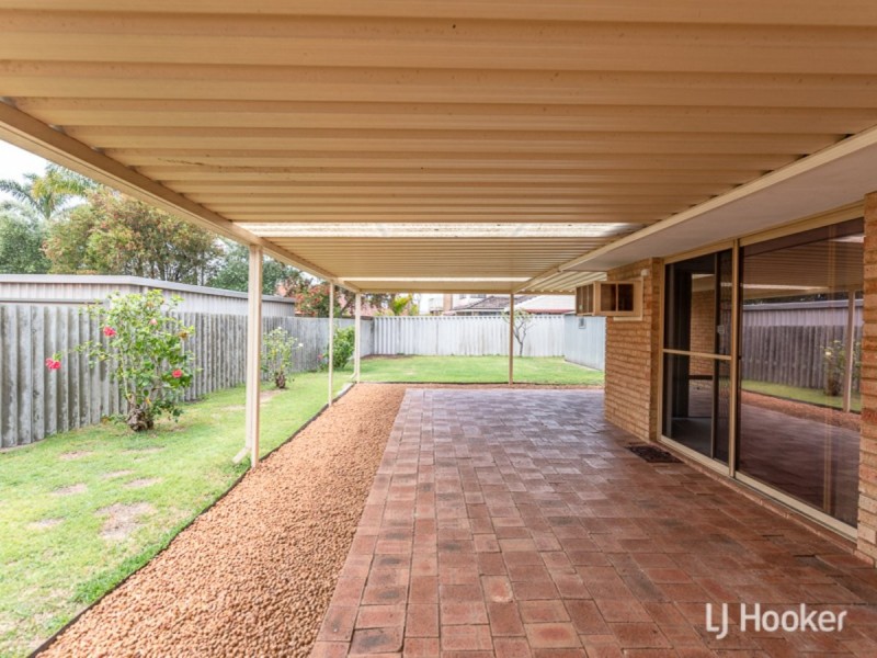 52 Regal Drive, Thornlie WA 6108