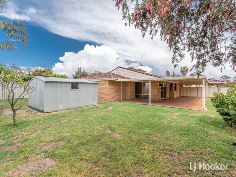 52 Regal Drive, Thornlie WA 6108