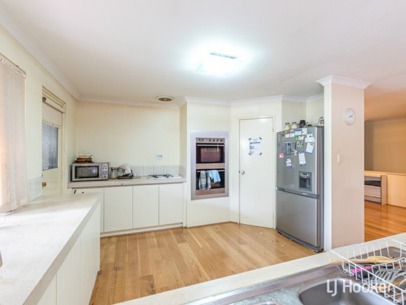 8 Iona Place, Cannington WA 6107