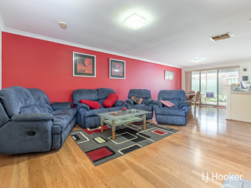 8 Iona Place, Cannington WA 6107