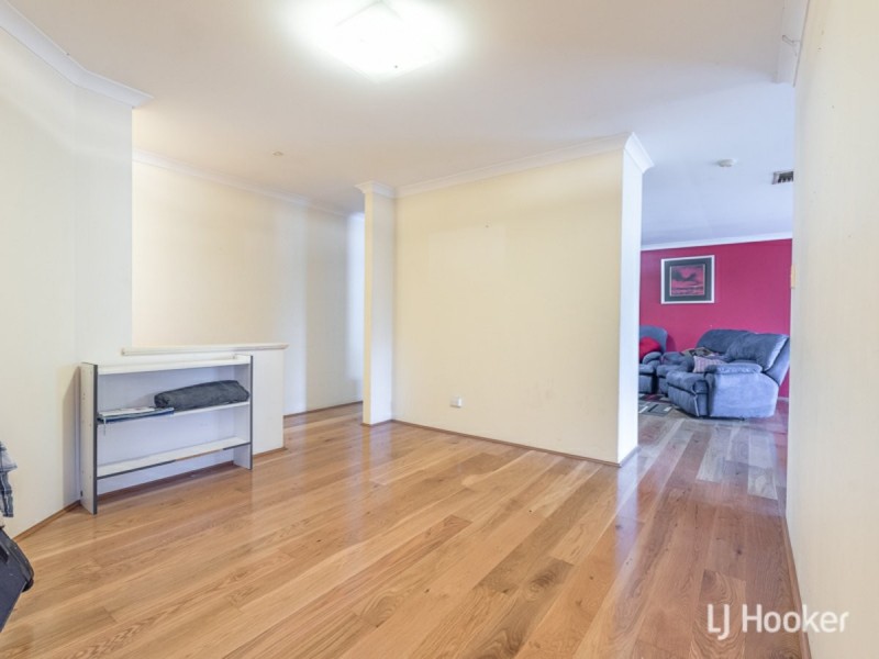 8 Iona Place, Cannington WA 6107