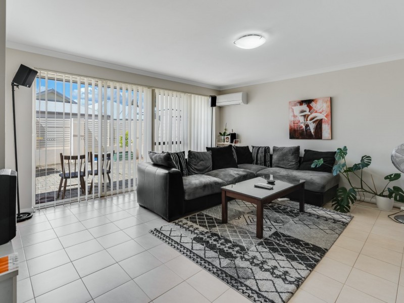 47/191 Railway Avenue, Kelmscott WA 6111