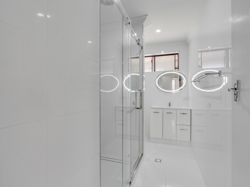 2062 Albany Highway, Maddington WA 6109