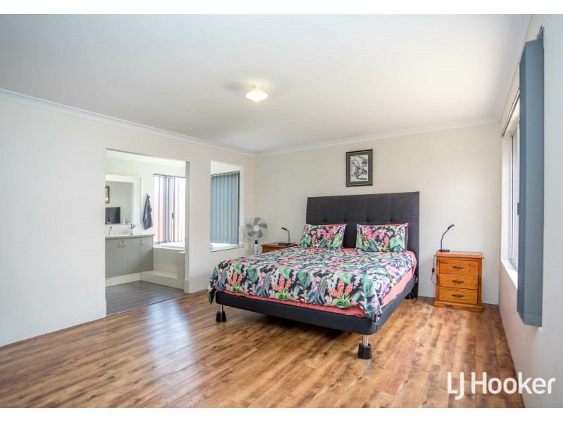 9 Jeremiah Way, Canning Vale WA 6155
