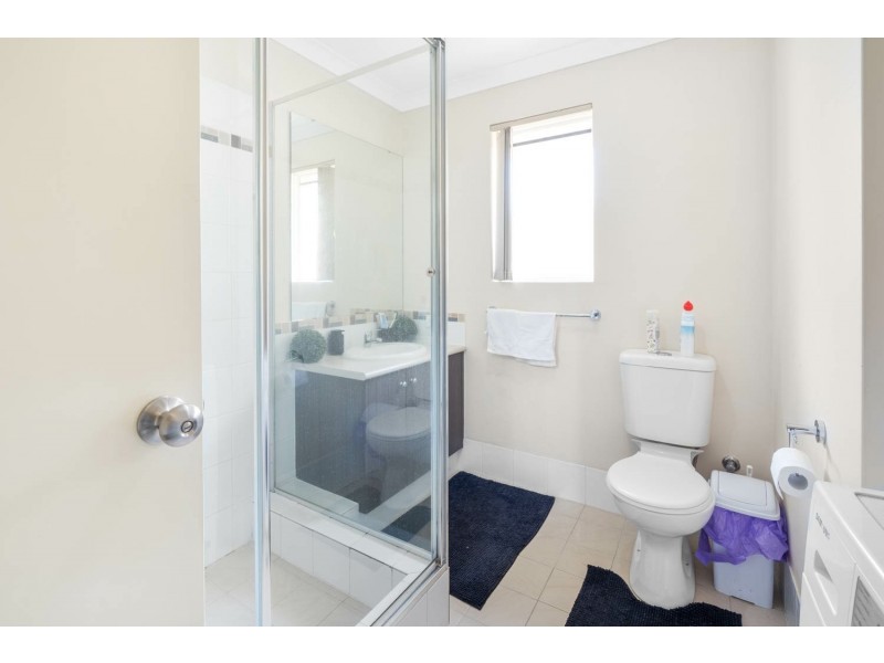 1/25 Verna Street, Gosnells WA 6110
