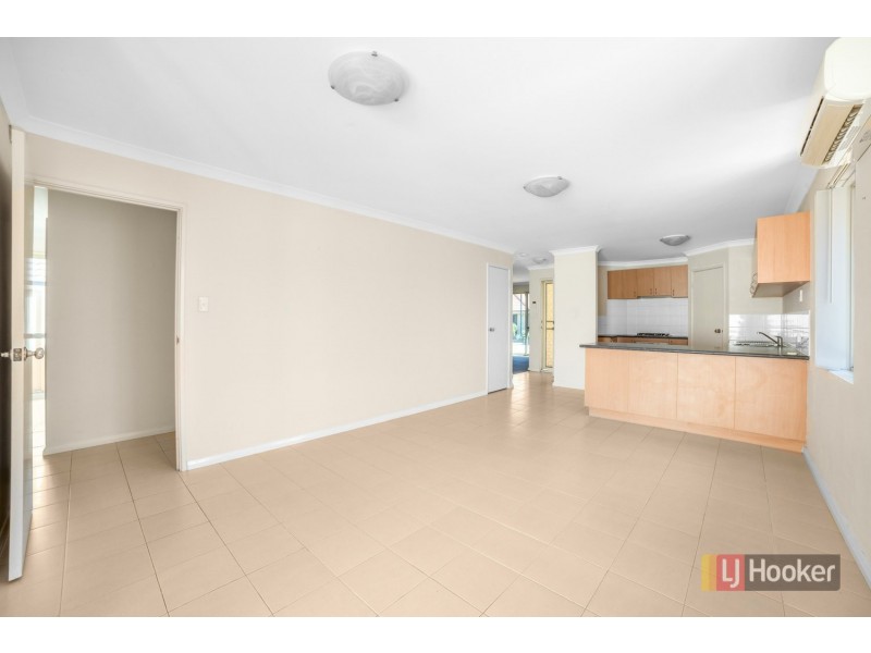 63/135 Challis Road, Seville Grove WA 6112
