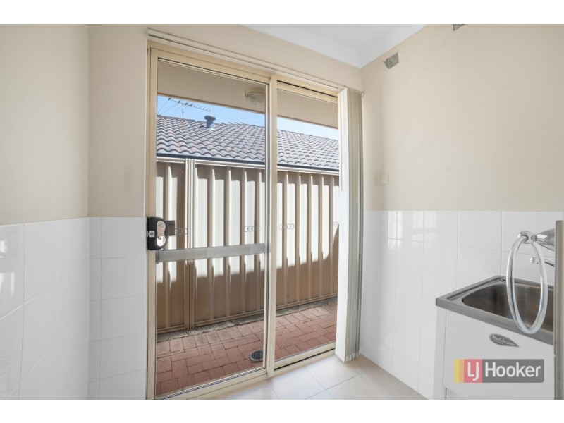 63/135 Challis Road, Seville Grove WA 6112
