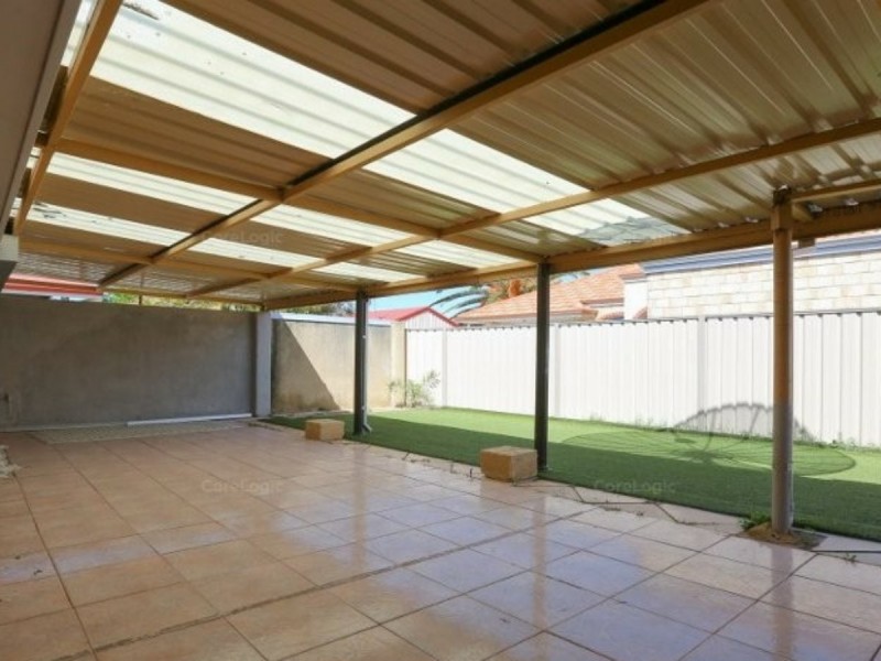 24B Spring Road, Thornlie WA 6108