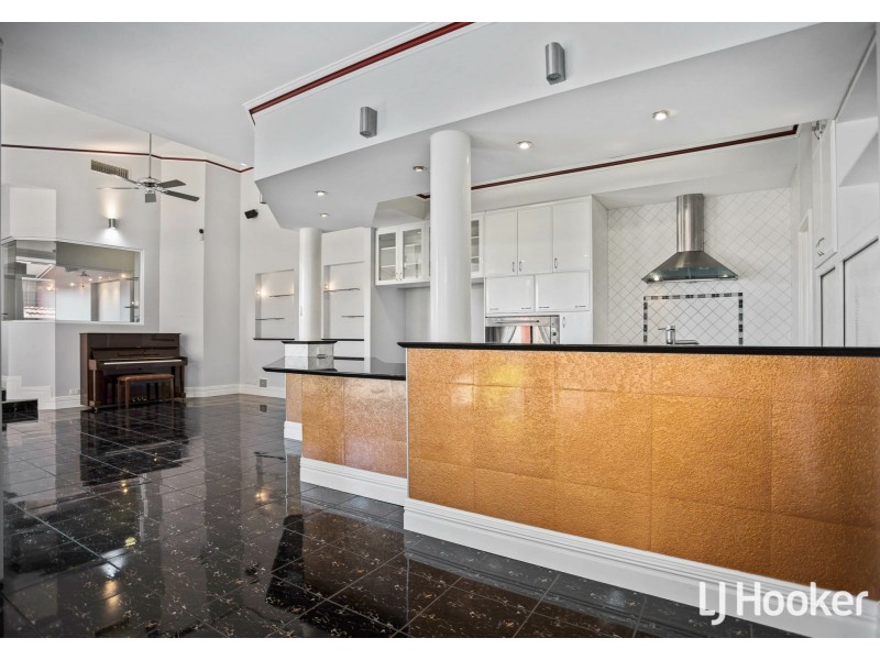 66 Edgecumbe Street, Como WA 6152