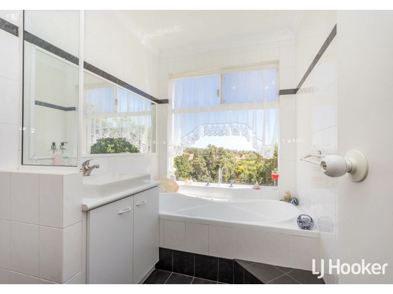 25/25 Canns Road, Bedfordale WA 6112