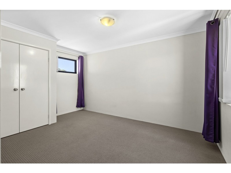 28/11 Serls Street, Armadale WA 6112