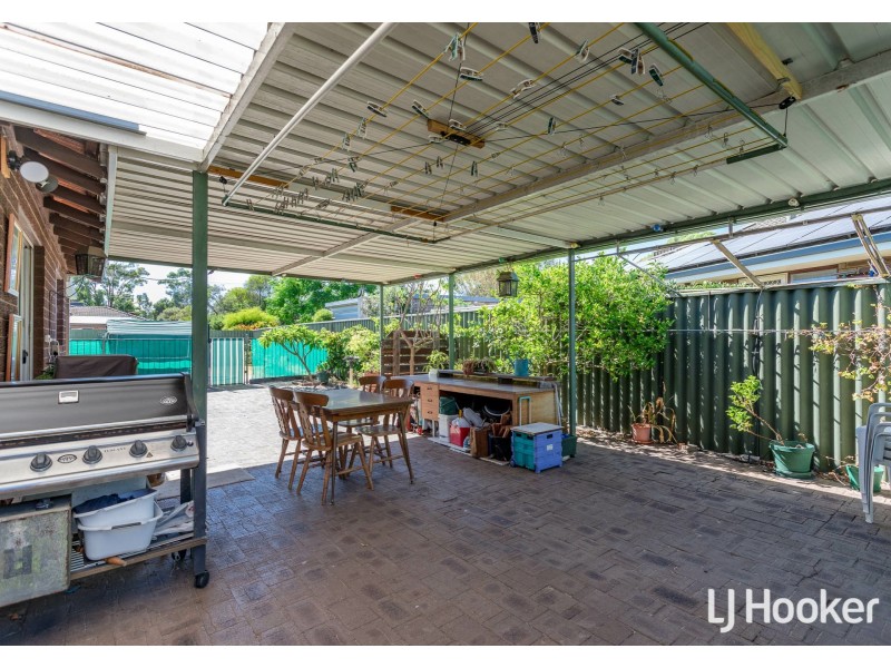 31 Ellison Drive, Langford WA 6147