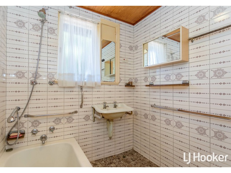 39 Bernice Way, Thornlie WA 6108