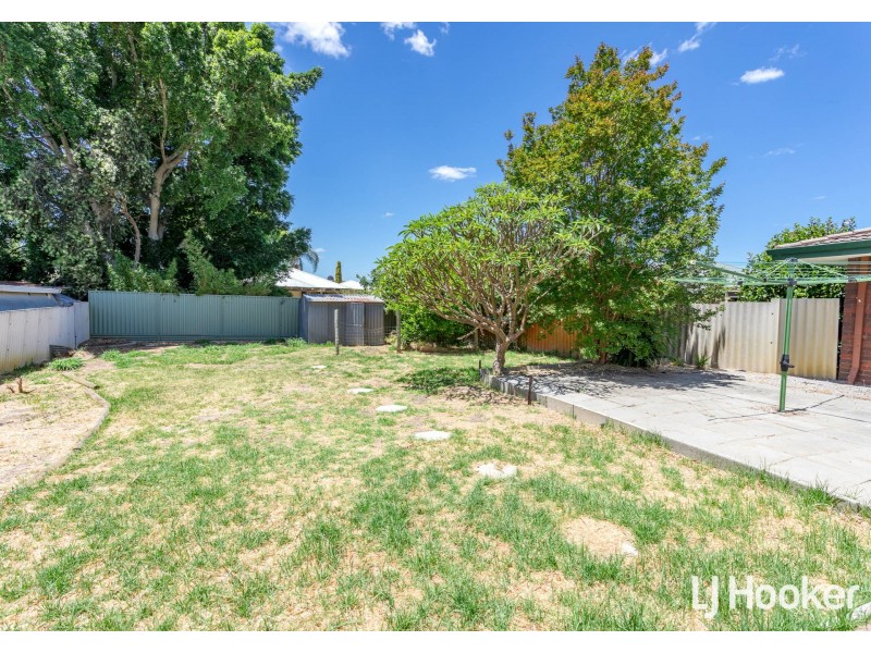 10A Kingsdown Road, Maddington WA 6109
