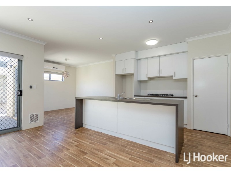11 Cattach Way, Byford WA 6122