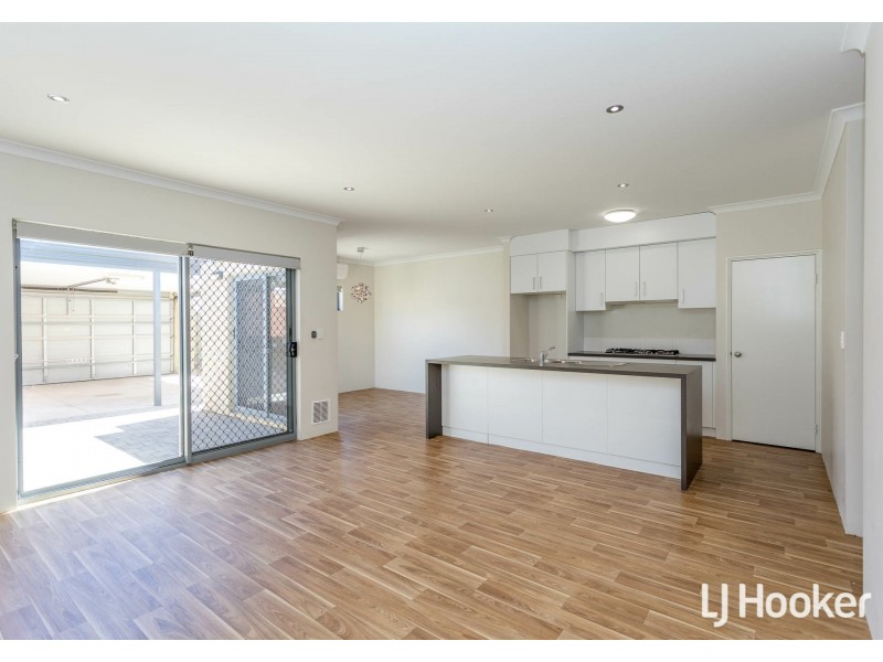 11 Cattach Way, Byford WA 6122