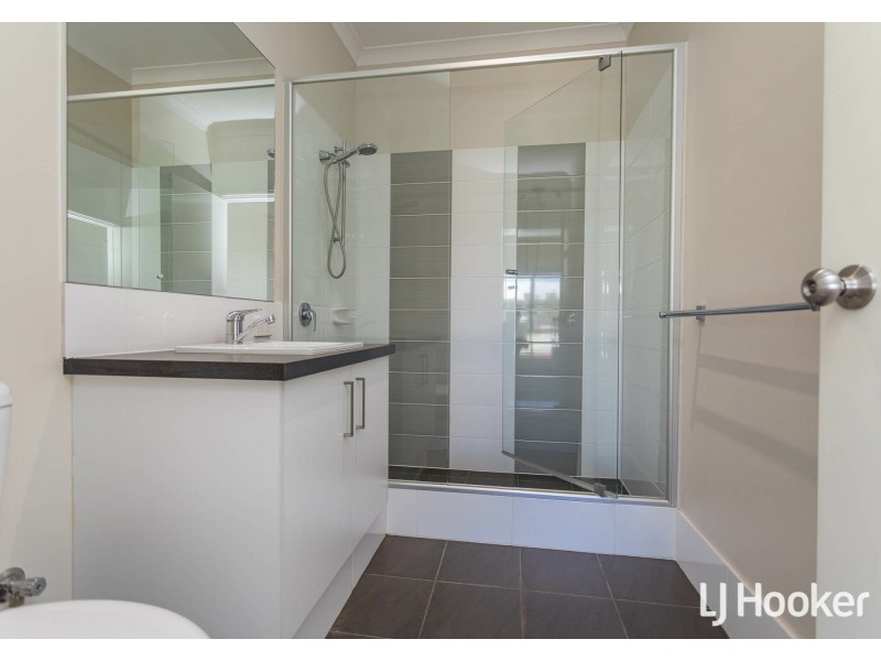 11 Cattach Way, Byford WA 6122