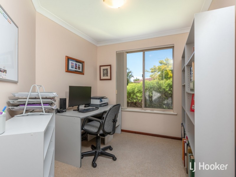 12 Tarragon Place, Thornlie WA 6108